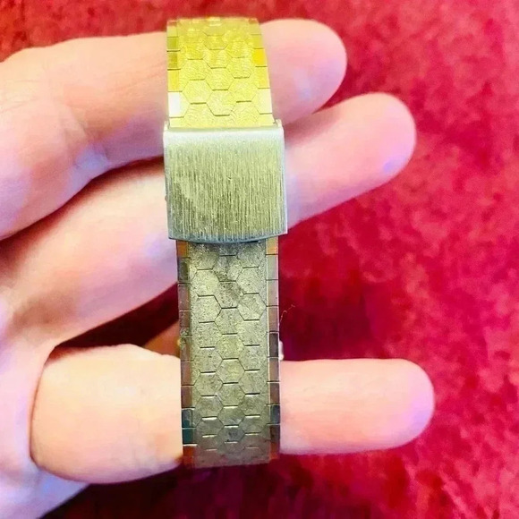 Vintage 🏵️Art Deco  Mortima 17 Jewels wristwatch ⌚️ for ladies 🏵️ - Picture 6 of 9